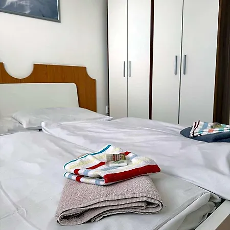 Hotel Avion