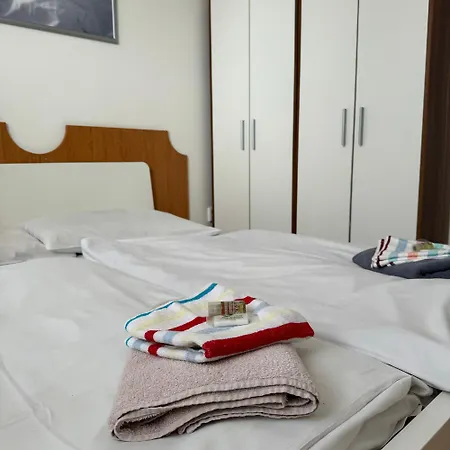 Hotel Avion 3*